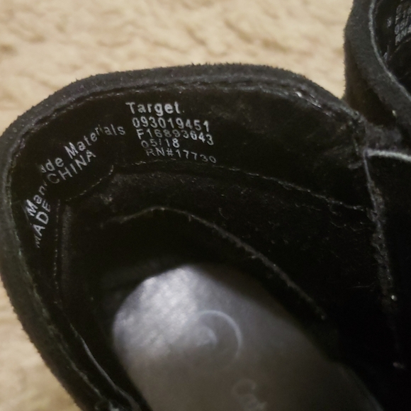 Cat & Jack Ankle Boot - Picture 2 of 5